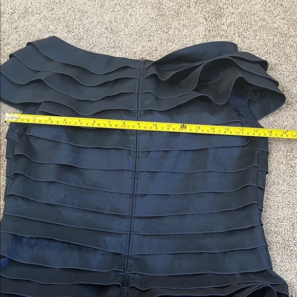 Tadashi Shoji Navy Blue Rosette Tiered Shutter Pleat Dress Size 14 Cocktail - Picture 7 of 12